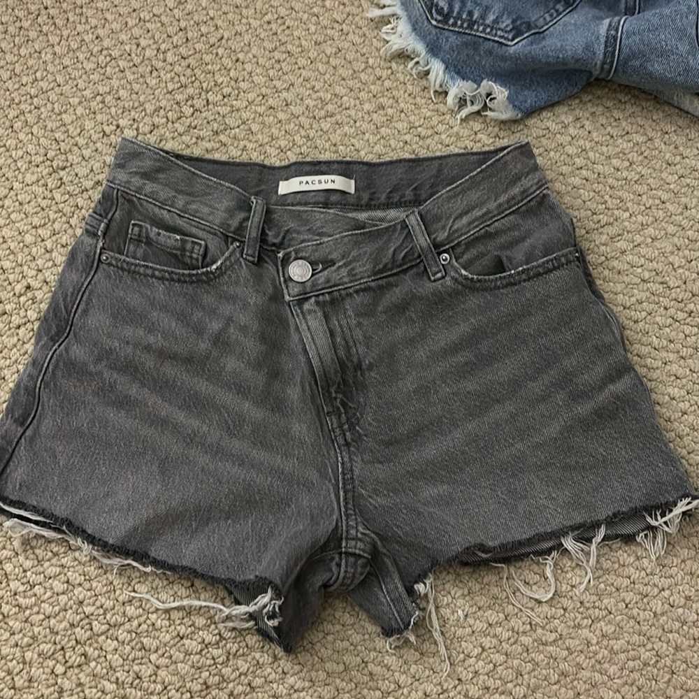 Pacsun cross over Jean shorts